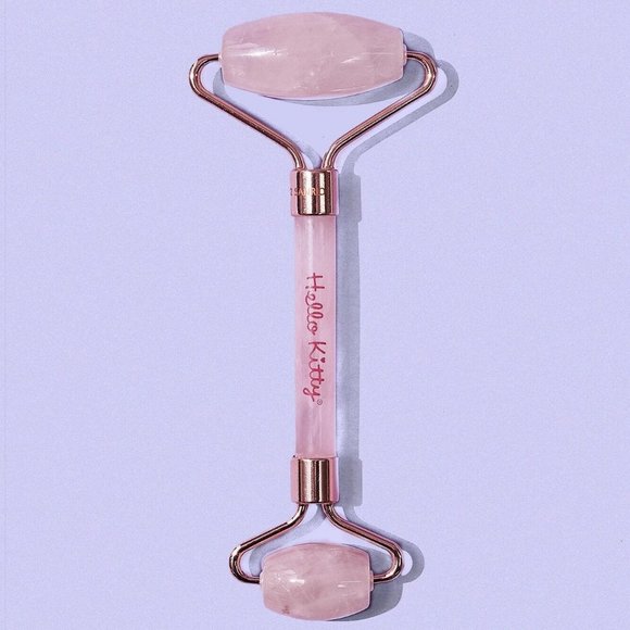 Hello Kitty Stone Facial Massage Roller With Storage Bag - Picture 10 of 12